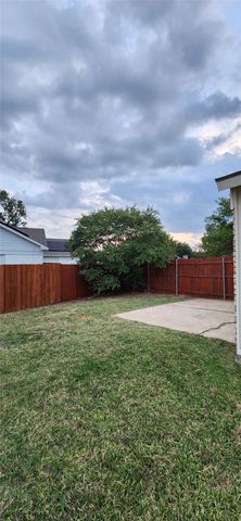 200 Seagull Court, Irving, TX 75060