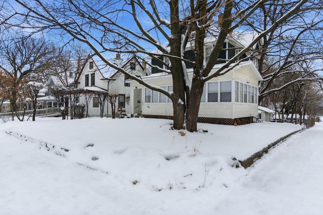 3202 N 6th Street, Minneapolis, MN 55412