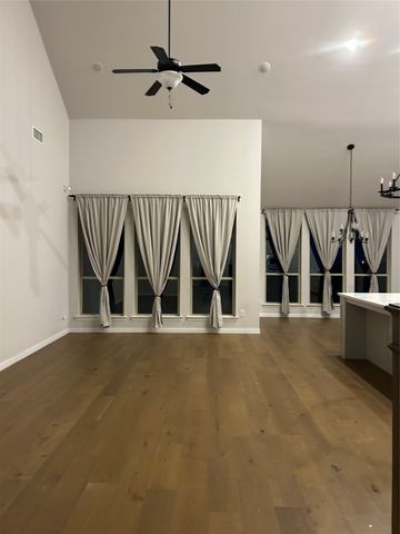 4304 Expedition Drive, Oak Point, TX 75068