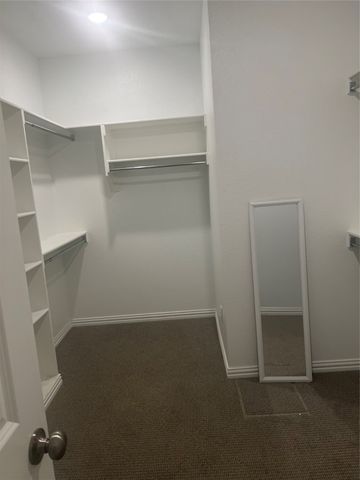 4304 Expedition Drive, Oak Point, TX 75068