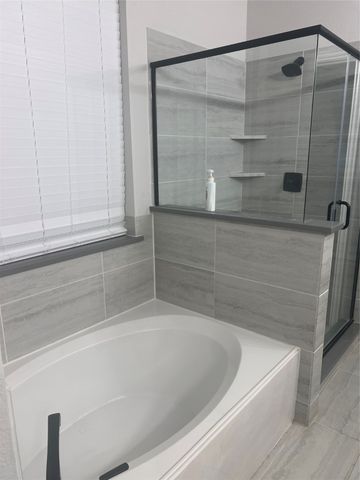 4304 Expedition Drive, Oak Point, TX 75068