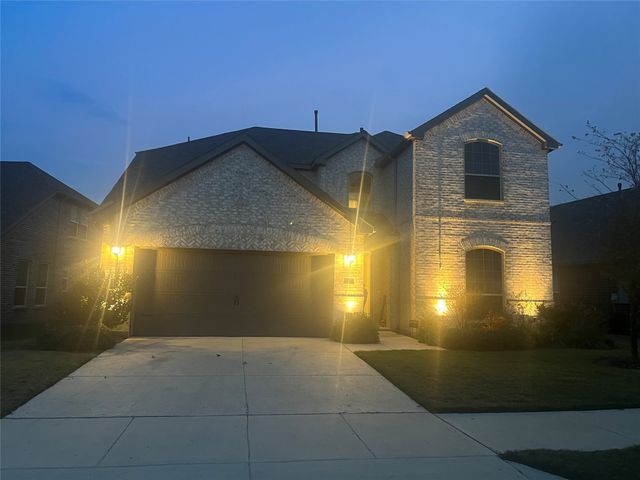 4304 Expedition Drive, Oak Point, TX 75068