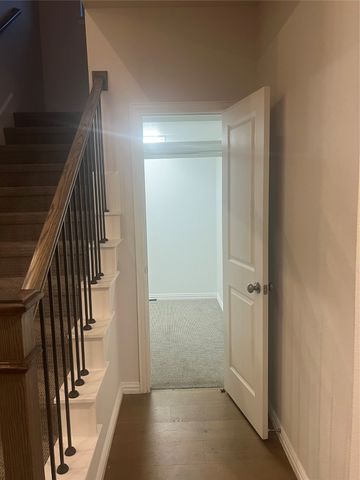 4304 Expedition Drive, Oak Point, TX 75068