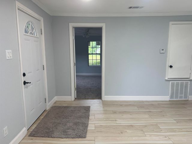2211 W Saracen, Pine Bluff, AR 71601