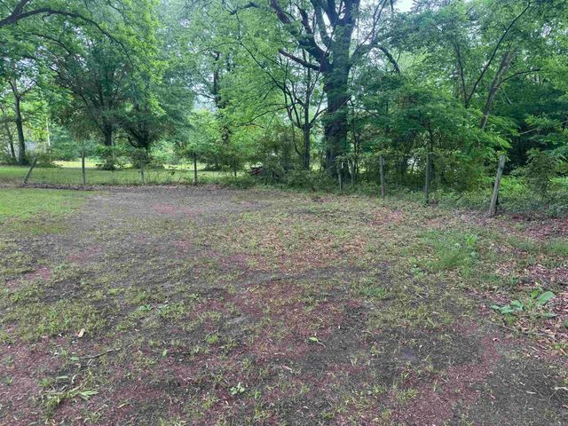 2211 W Saracen, Pine Bluff, AR 71601