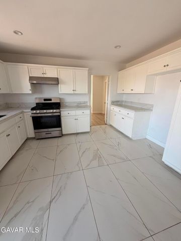4545 Columbia Way, Lancaster, CA 93536