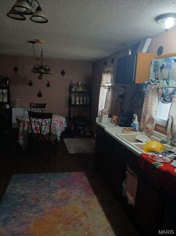 601 E Cedar Street, Bertrand, MO 63823