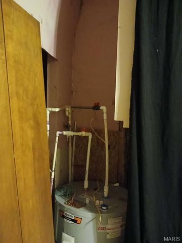 601 E Cedar Street, Bertrand, MO 63823