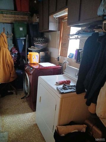 601 E Cedar Street, Bertrand, MO 63823