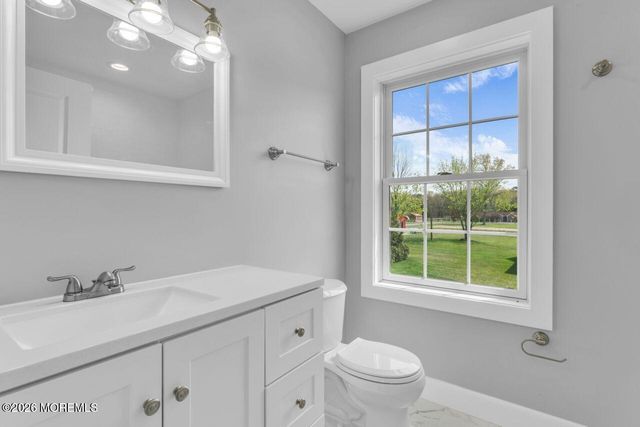 553 Colts Neck Road B, Farmingdale, NJ 07727