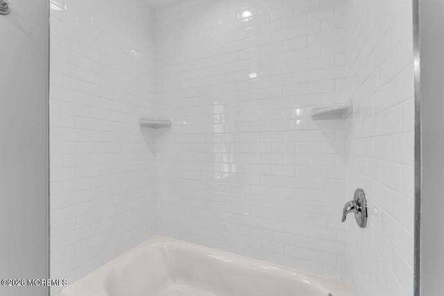 553 Colts Neck Road B, Farmingdale, NJ 07727