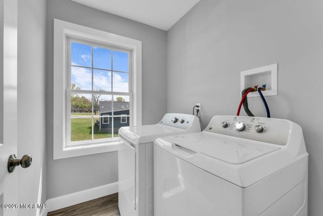 553 Colts Neck Road B, Farmingdale, NJ 07727
