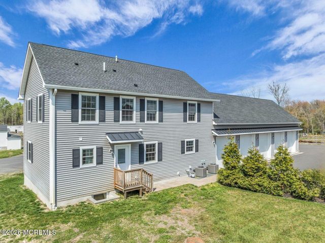 553 Colts Neck Road B, Farmingdale, NJ 07727