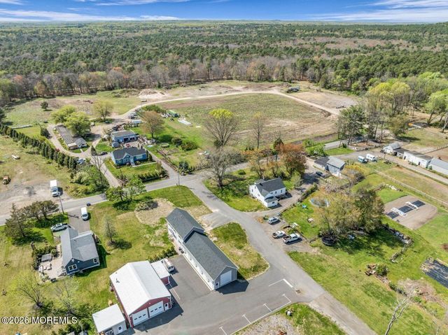 553 Colts Neck Road B, Farmingdale, NJ 07727