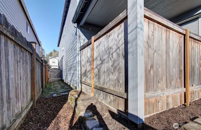 5732 L Street, Washougal, WA 98671