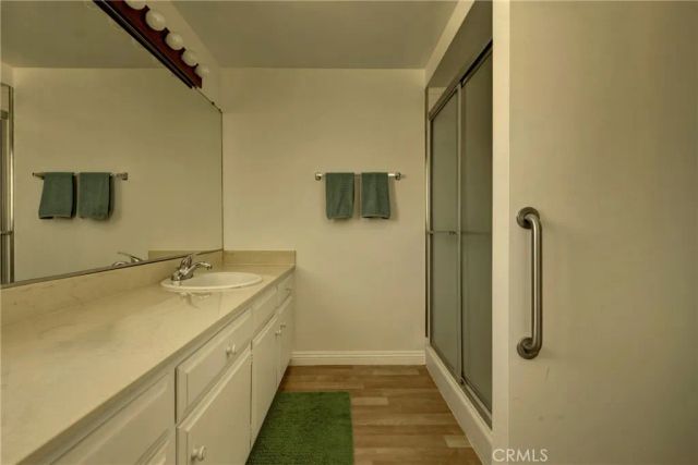 4331 W Sarah Street 10, Burbank, CA 91505