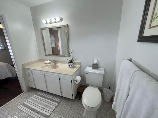 2638 Gately Drive E 112, West Palm Beach, FL 33415