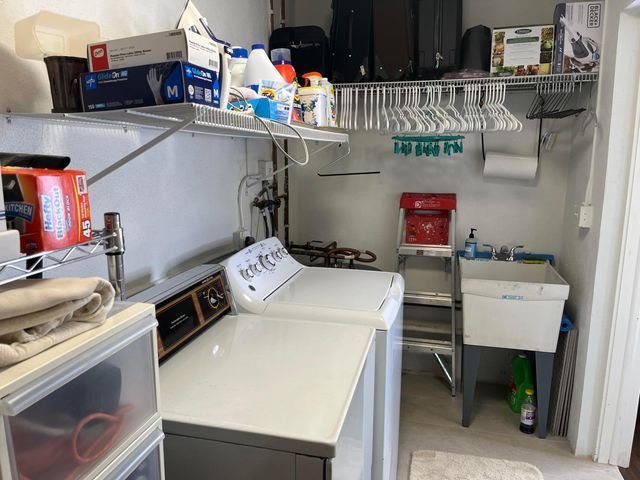 2638 Gately Drive E 112, West Palm Beach, FL 33415