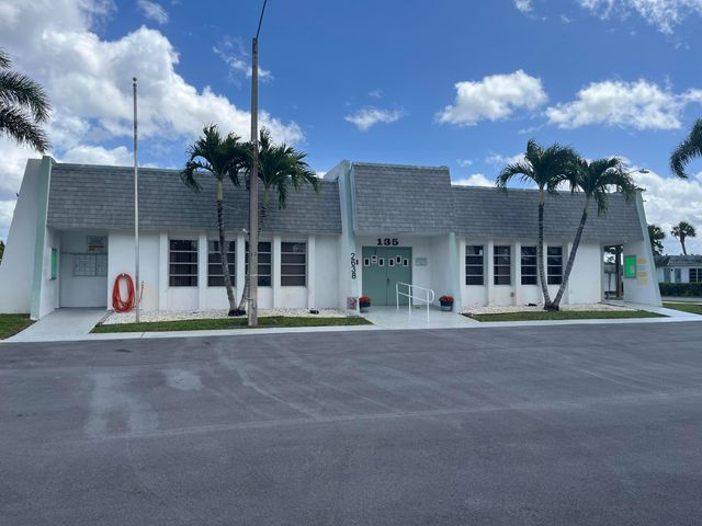 2638 Gately Drive E 112, West Palm Beach, FL 33415