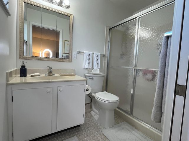 2638 Gately Drive E 112, West Palm Beach, FL 33415