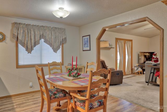 2051 N Applewood Place, Meridian, ID 83642