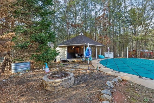 175 Ewing Drive, Social Circle, GA 30025