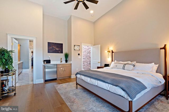 1223 FAIRMONT ST NW, Washington, DC 20009