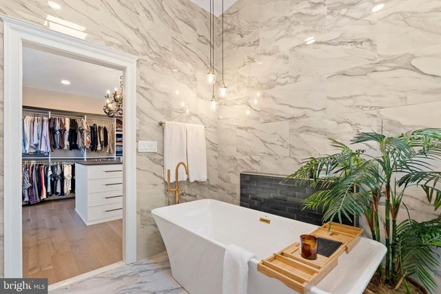 1223 FAIRMONT ST NW, Washington, DC 20009