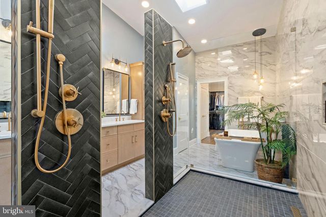 1223 FAIRMONT ST NW, Washington, DC 20009