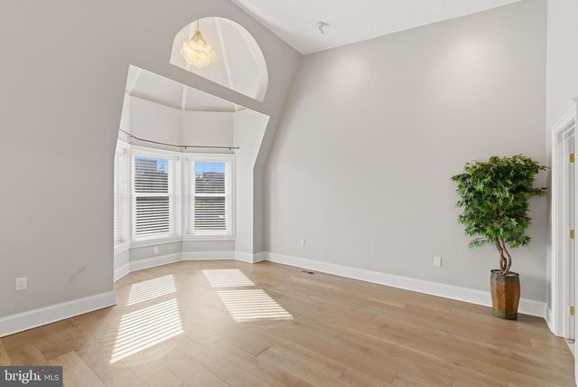 1223 FAIRMONT ST NW, Washington, DC 20009