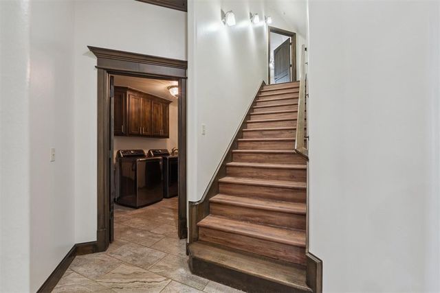 4309 Bridge Wood Lane, Oklahoma City, OK 73179