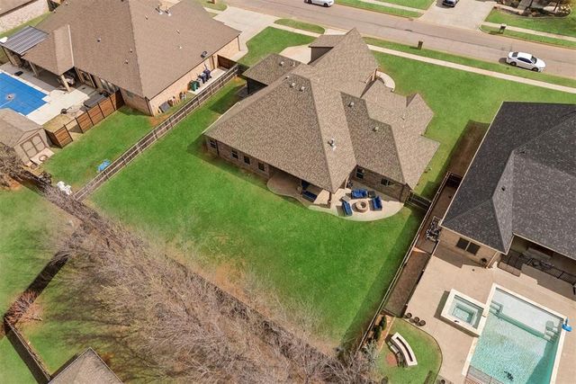 4309 Bridge Wood Lane, Oklahoma City, OK 73179