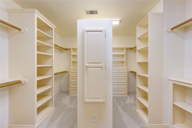 2124 Nantucket Drive B, Houston, TX 77057