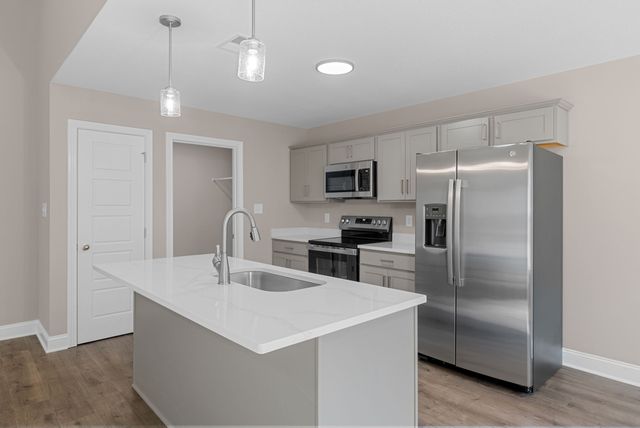 39 Echo Ridge, Oak Grove, KY 42262