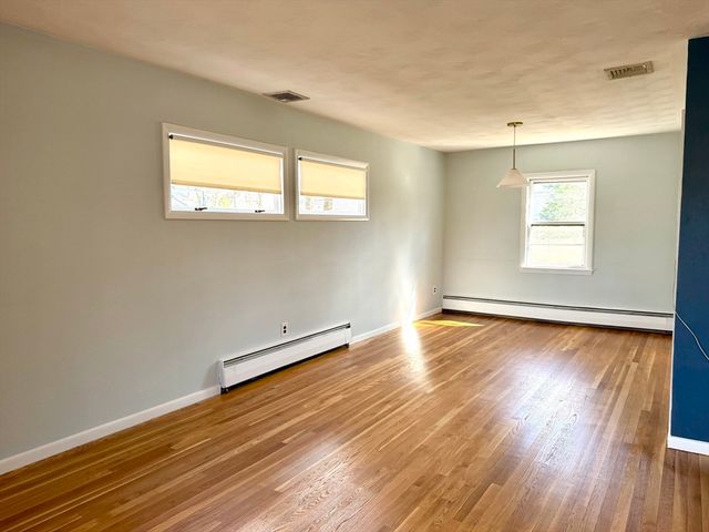 90 Mill Street 90, Newton, MA 02459