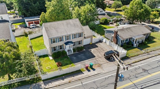 388 Varnum Ave, Lowell, MA 01854
