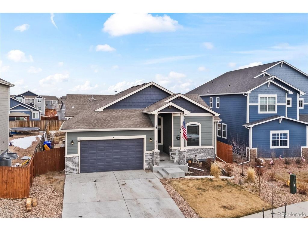 9729 Porch Swing Ln, Falcon, CO 80831