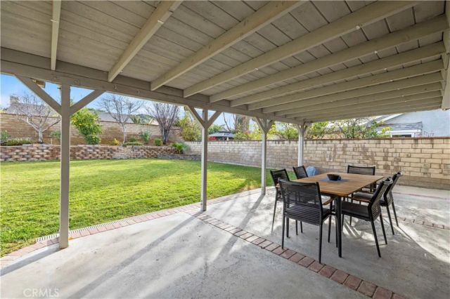 22553 Pearson Court, Saugus, CA 91350