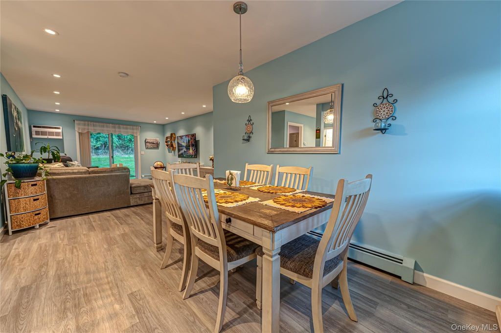 866 Village Drive 866, Hauppauge, NY 11788 — photo 4