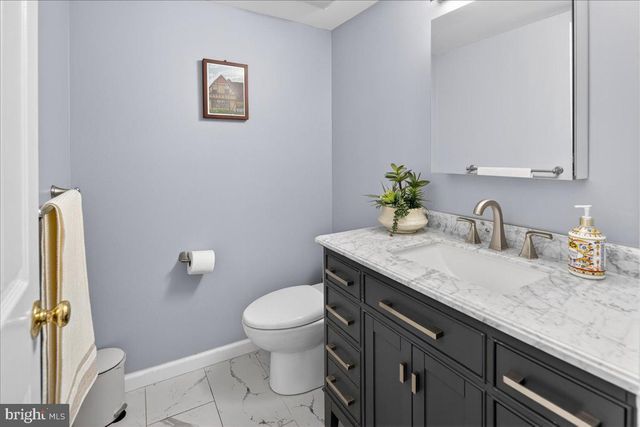 43 SARATOGA DR, West Windsor, NJ 08550