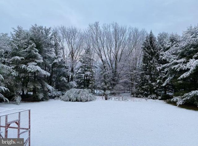 43 SARATOGA DR, West Windsor, NJ 08550