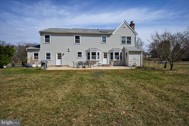 43 SARATOGA DR, West Windsor, NJ 08550