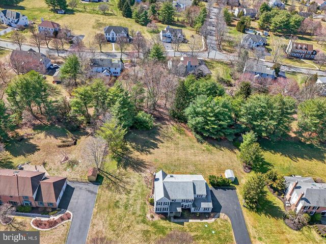 43 SARATOGA DR, West Windsor, NJ 08550