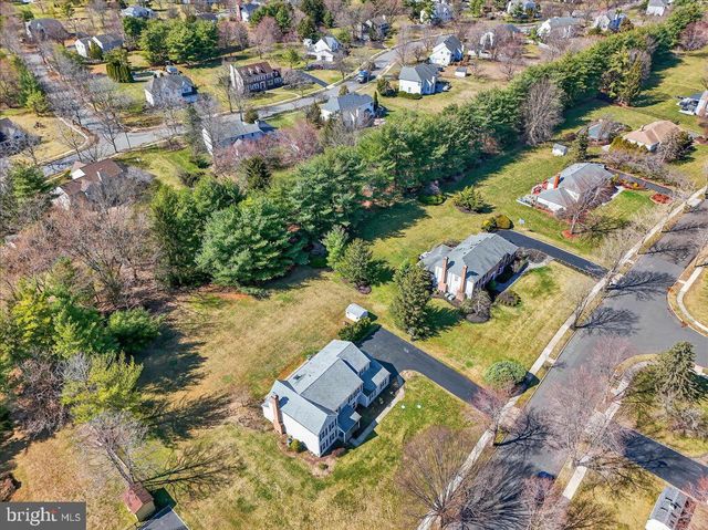 43 SARATOGA DR, West Windsor, NJ 08550