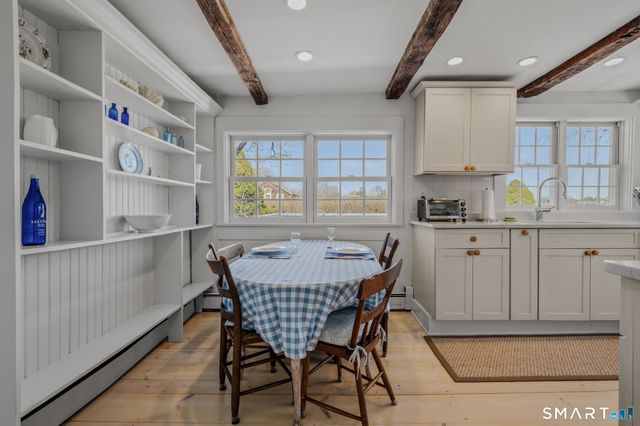 20 Diving Street, Stonington, CT 06378