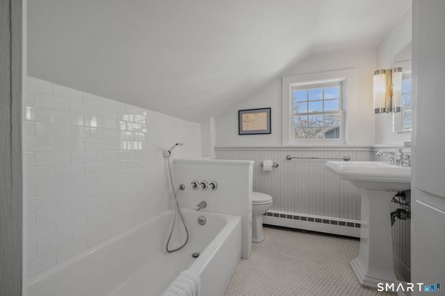 20 Diving Street, Stonington, CT 06378