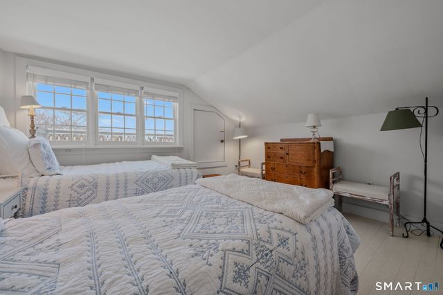 20 Diving Street, Stonington, CT 06378