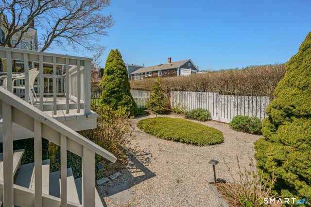 20 Diving Street, Stonington, CT 06378