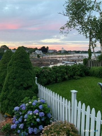 20 Diving Street, Stonington, CT 06378
