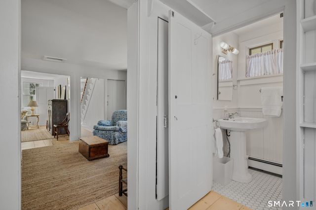 20 Diving Street, Stonington, CT 06378